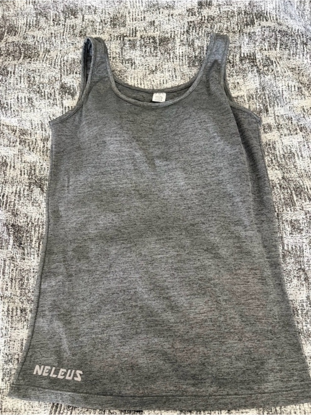 Neleus Athletic Gray Women’s Tank Top Size Medium